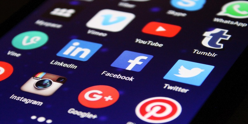 Sosyal medyada hakaret suçu ve cezası nedir? Sosyal medya hakaret cezası kaç TL?